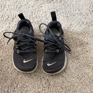 Nike Kids Black and White Sneakers